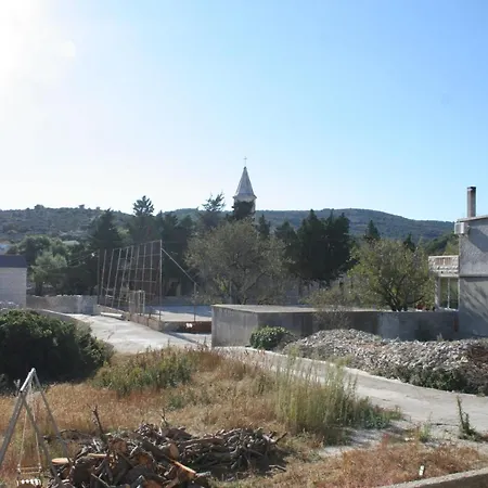 Apartment With A Parking Space Povlja, Brac - 759 *