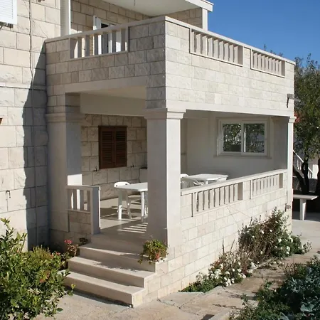 With A Parking Space Povlja, Brac - 759 Apartment Povlja (Brac)